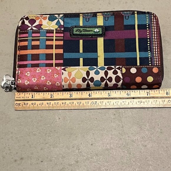 Lily Bloom Zip Around Clutch - Picture 2 of 4